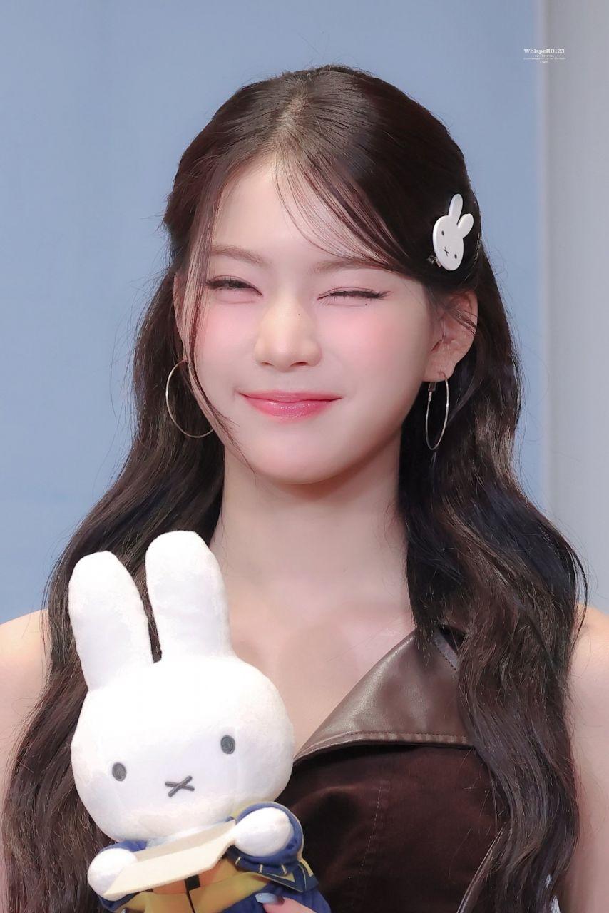 스테이씨 아이사1