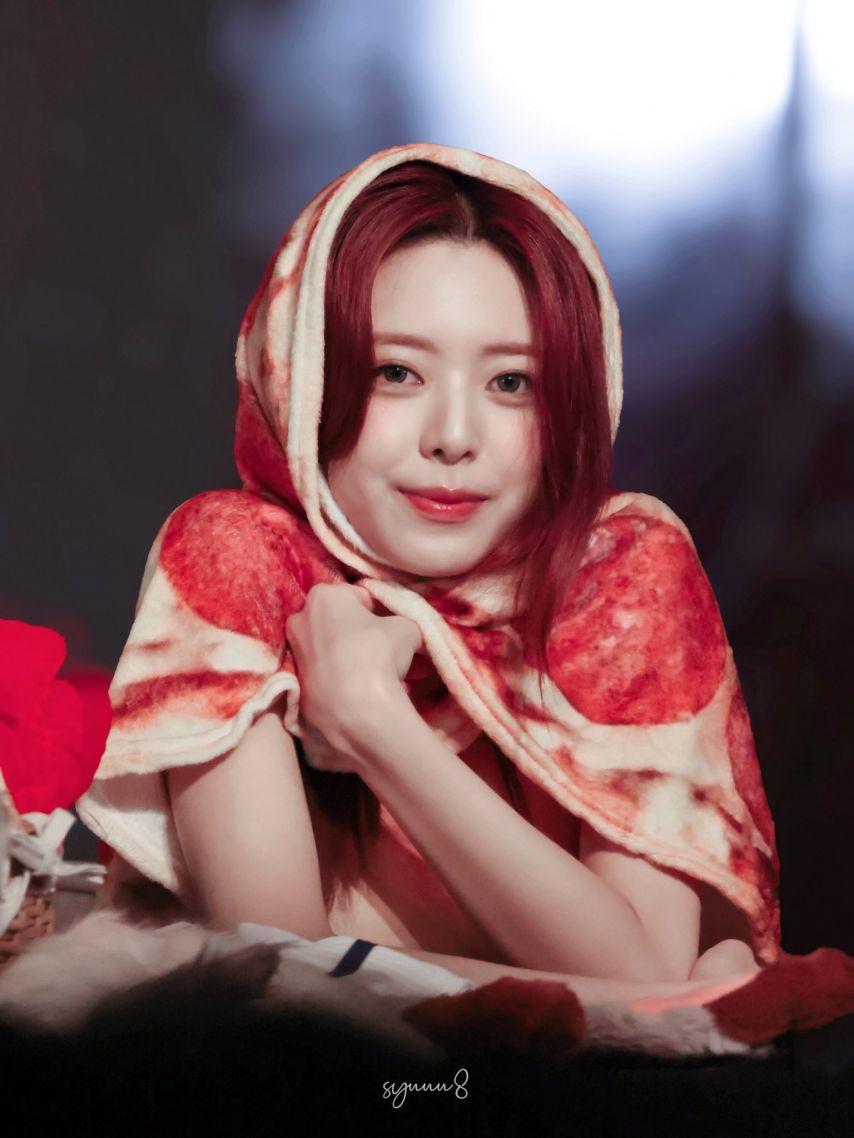ITZY 유나1