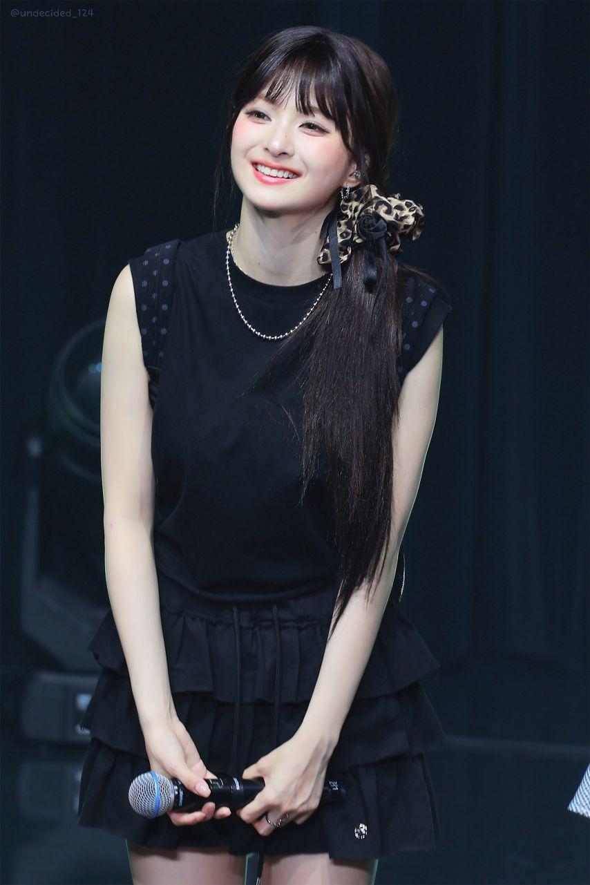 프로미스나인 이나경0