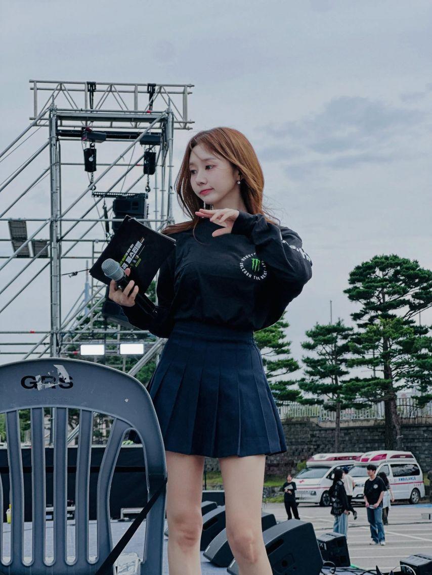윤수빈 아나운서3