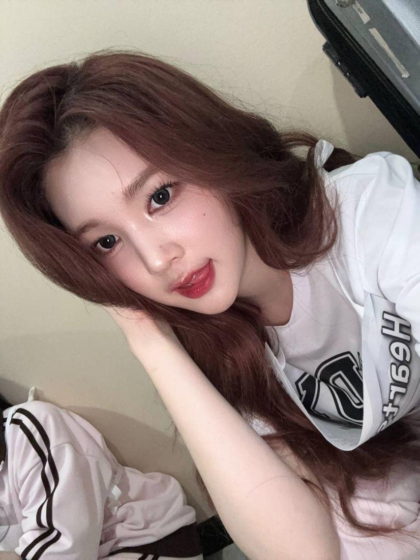 하츠투하츠, 에이나, 예온0