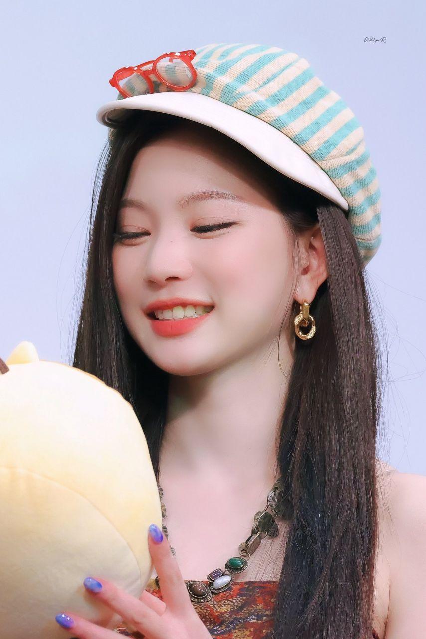 스테이씨 아이사1