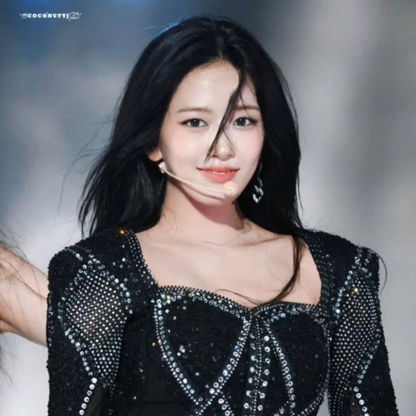IVE (아이브) 안유진4
