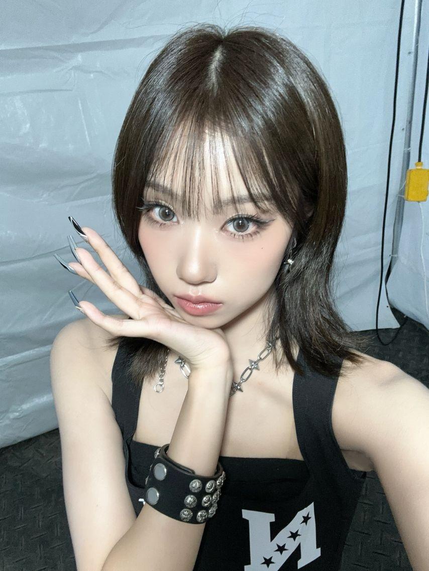 이즈나 최정은, 유사랑, 방지민0