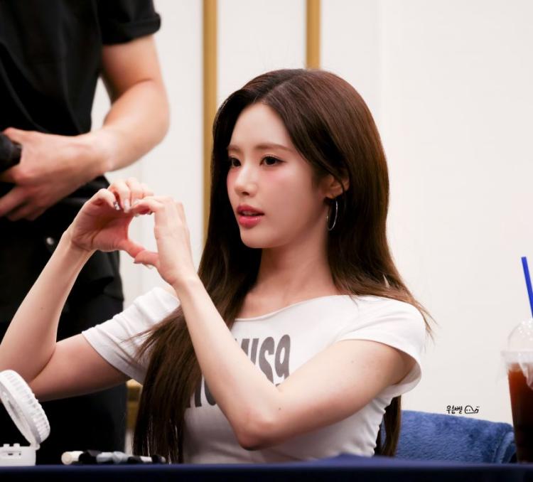 프로미스나인 박지원7