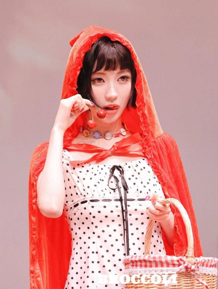 BABYMONSTER (베이비몬스터) 아사13