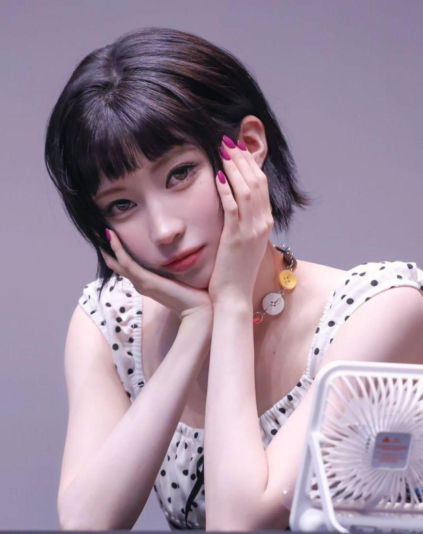 BABYMONSTER (베이비몬스터) 아사1