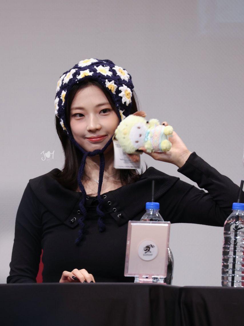 베이비몬스터 루카5