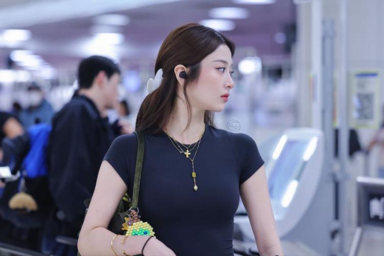 르세라핌 허윤진2