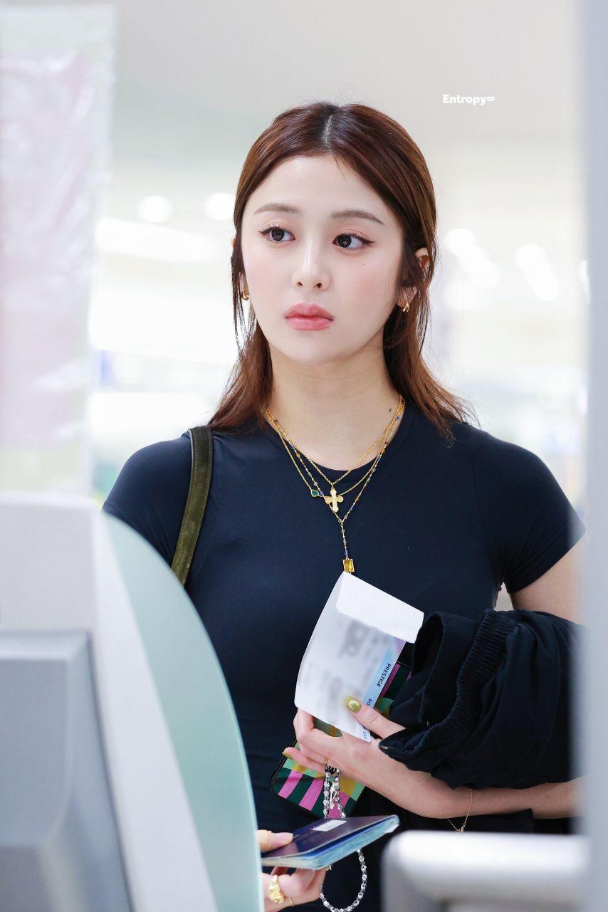 르세라핌 허윤진8