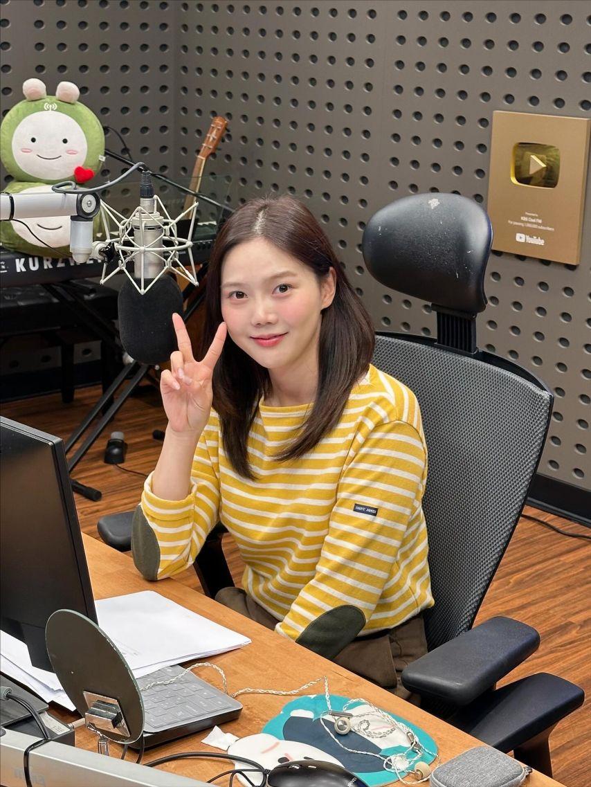 효정 오마이걸 볼륨을높여요1
