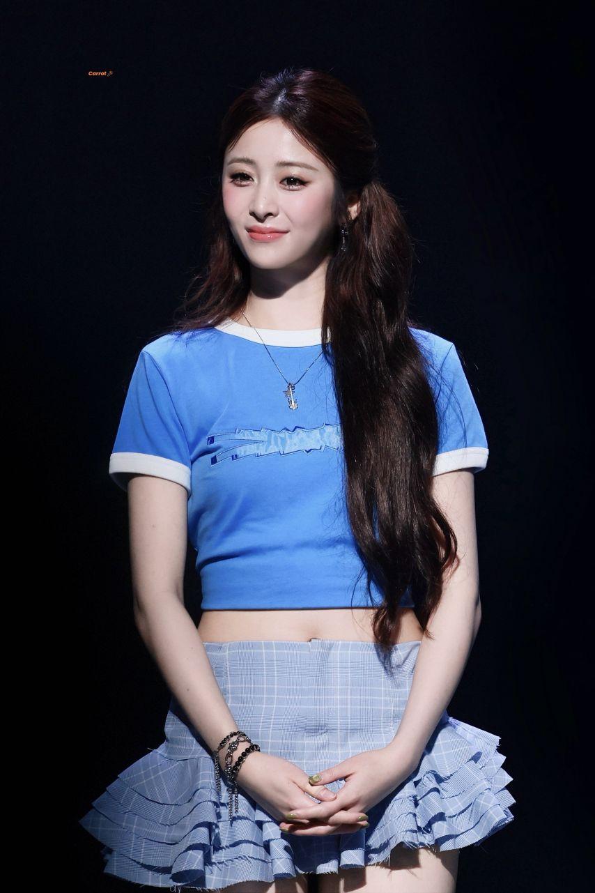 르세라핌 허윤진6