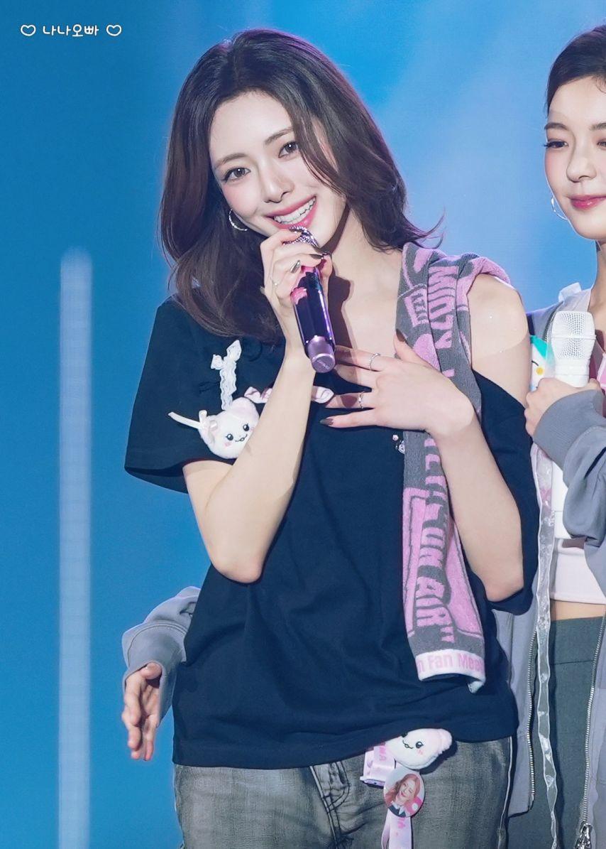 ITZY 유나4