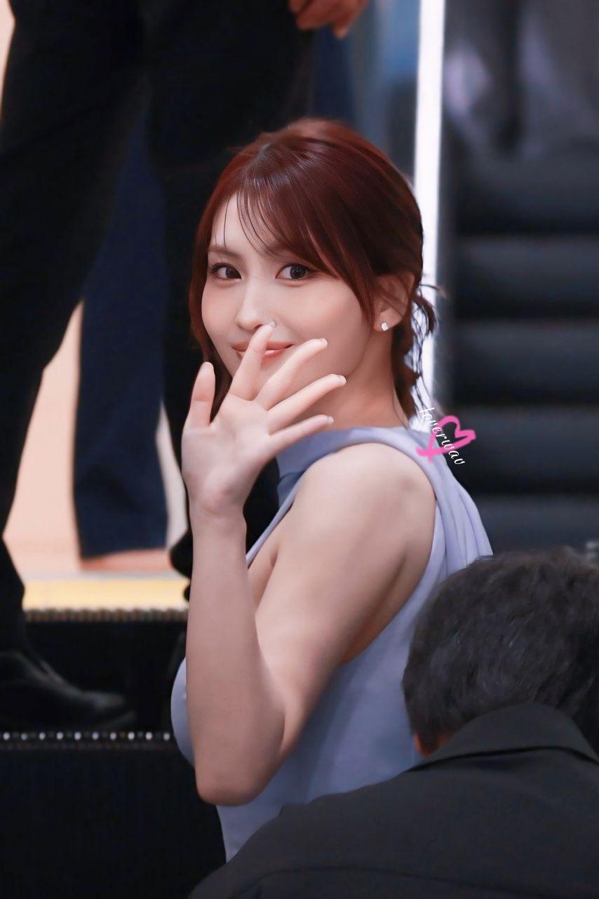 트와이스 모모 2510136