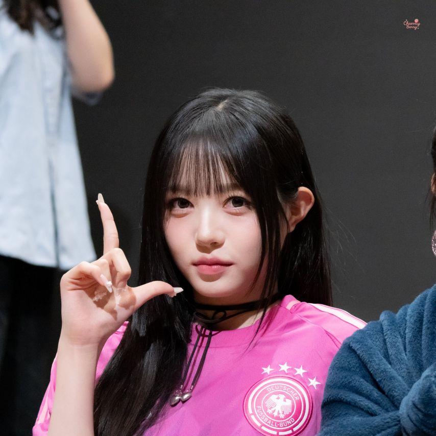 트리플에스 김채원4