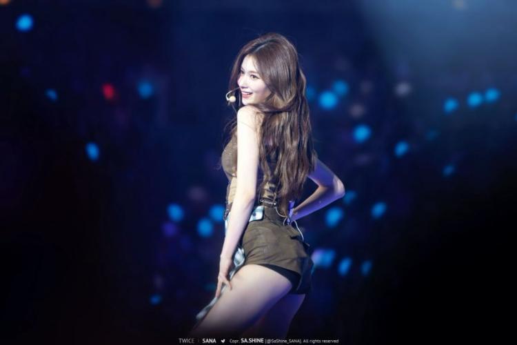 사나 트와이스 251011/ 251012 SINGAPORE2