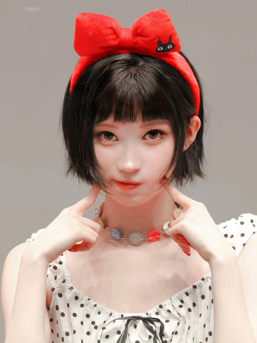 BABYMONSTER (베이비몬스터) 아사1