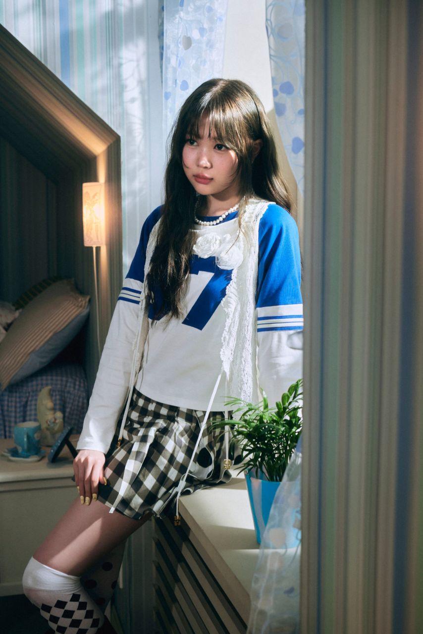 Hearts2Hearts The 1st Mini Album [FOCUS] [Image Teaser #2] (2)7
