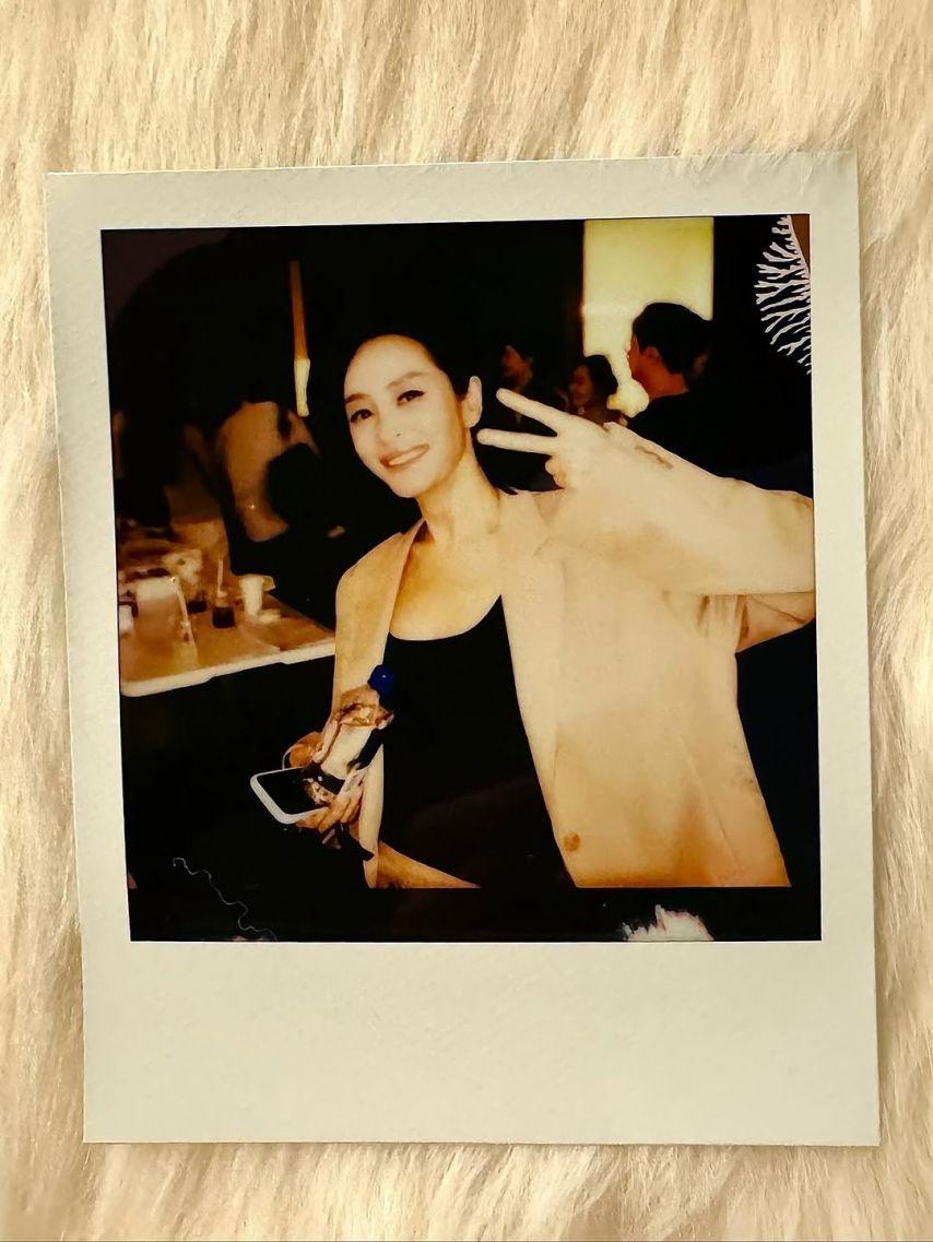 김혜수 SNS4