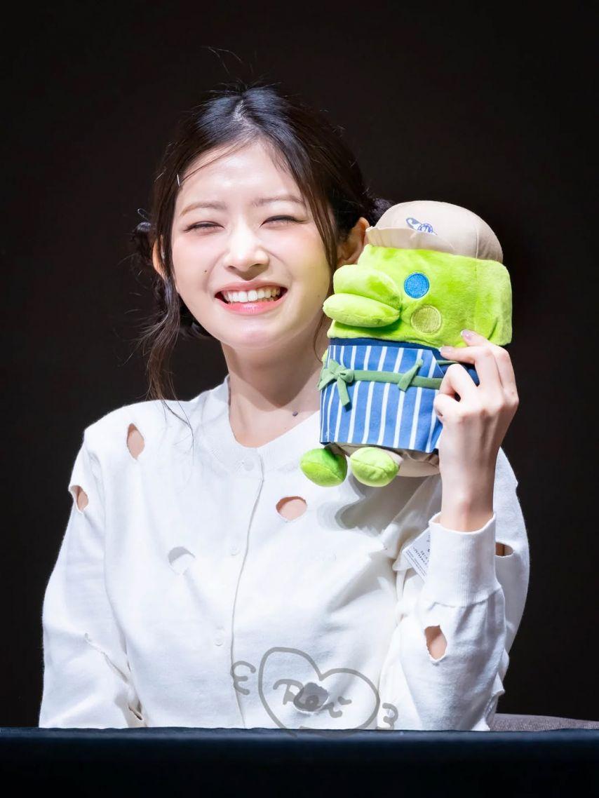IVE (아이브) 레이0