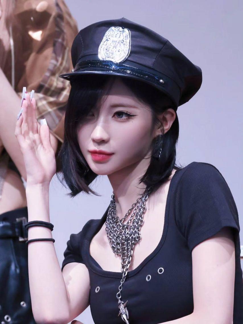 BABYMONSTER (베이비몬스터) 아사2