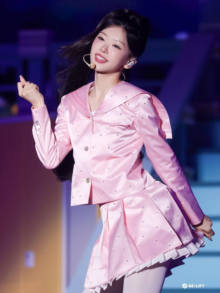 아일릿 (ILLIT) 모카1