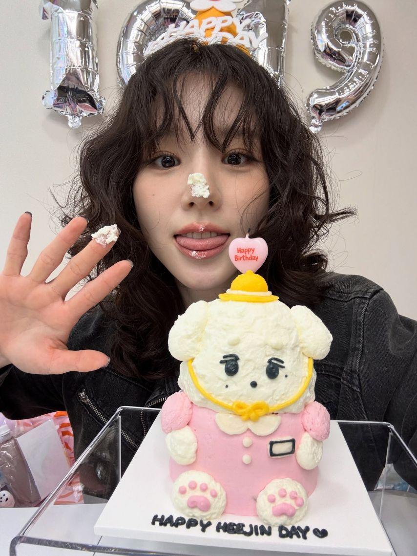 희진 ARTMS아르테미스 인별 20001019 생일8
