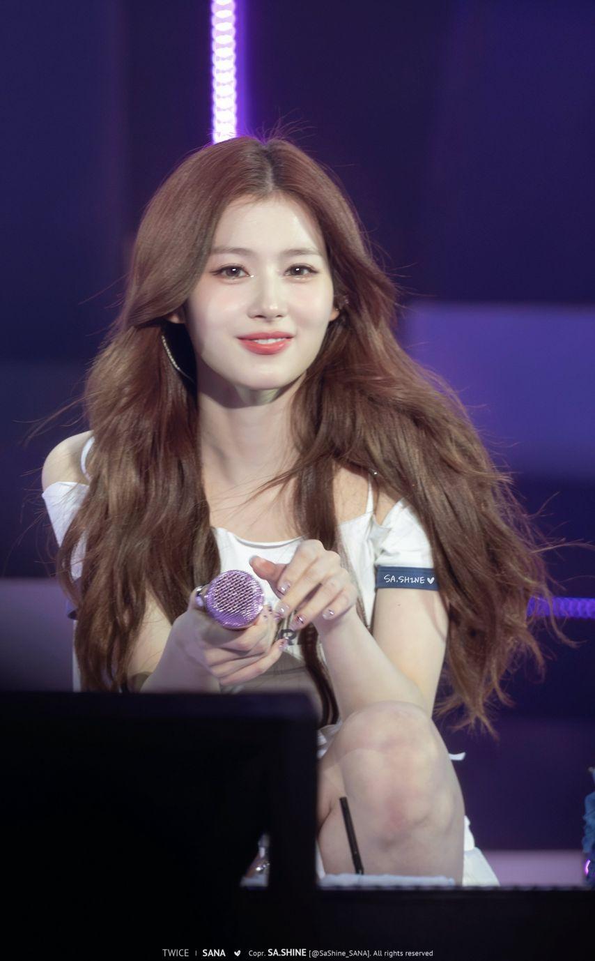 사나 TWICE트와이스 251018 FM5