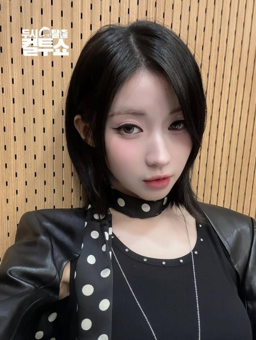 BABYMONSTER (베이비몬스터)0