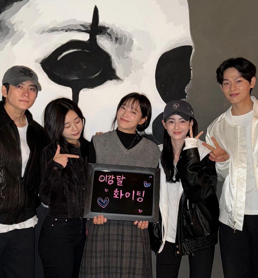 김세정 이강에는달이흐른다11