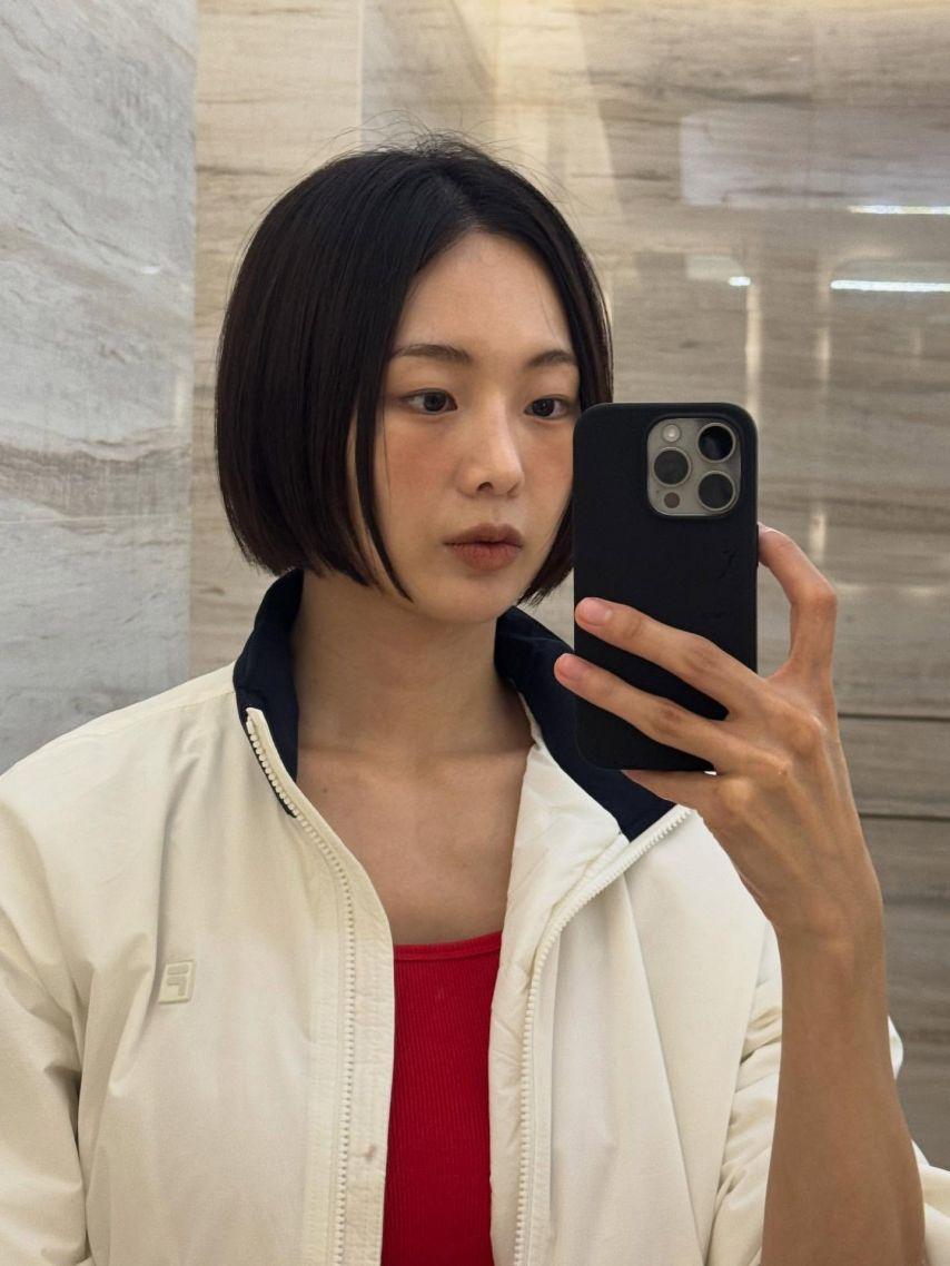 금새록6