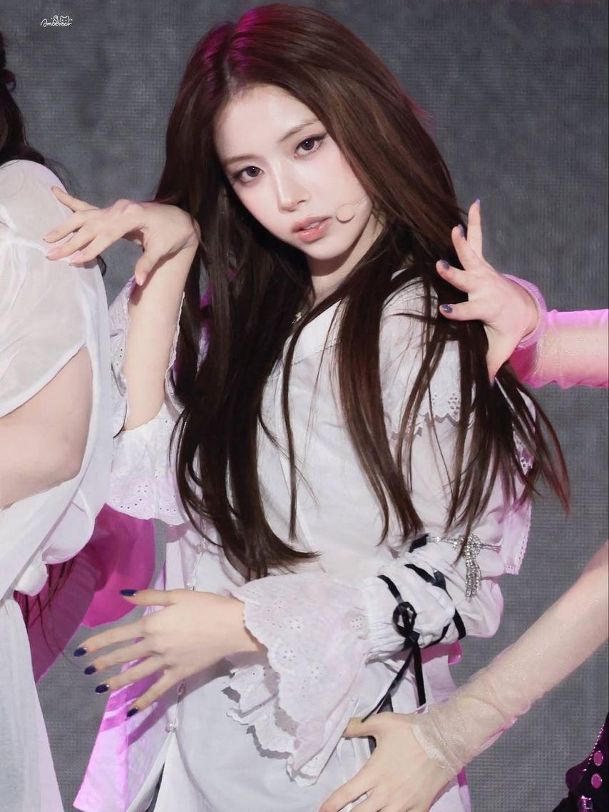 NMIXX (엔믹스) 지우12