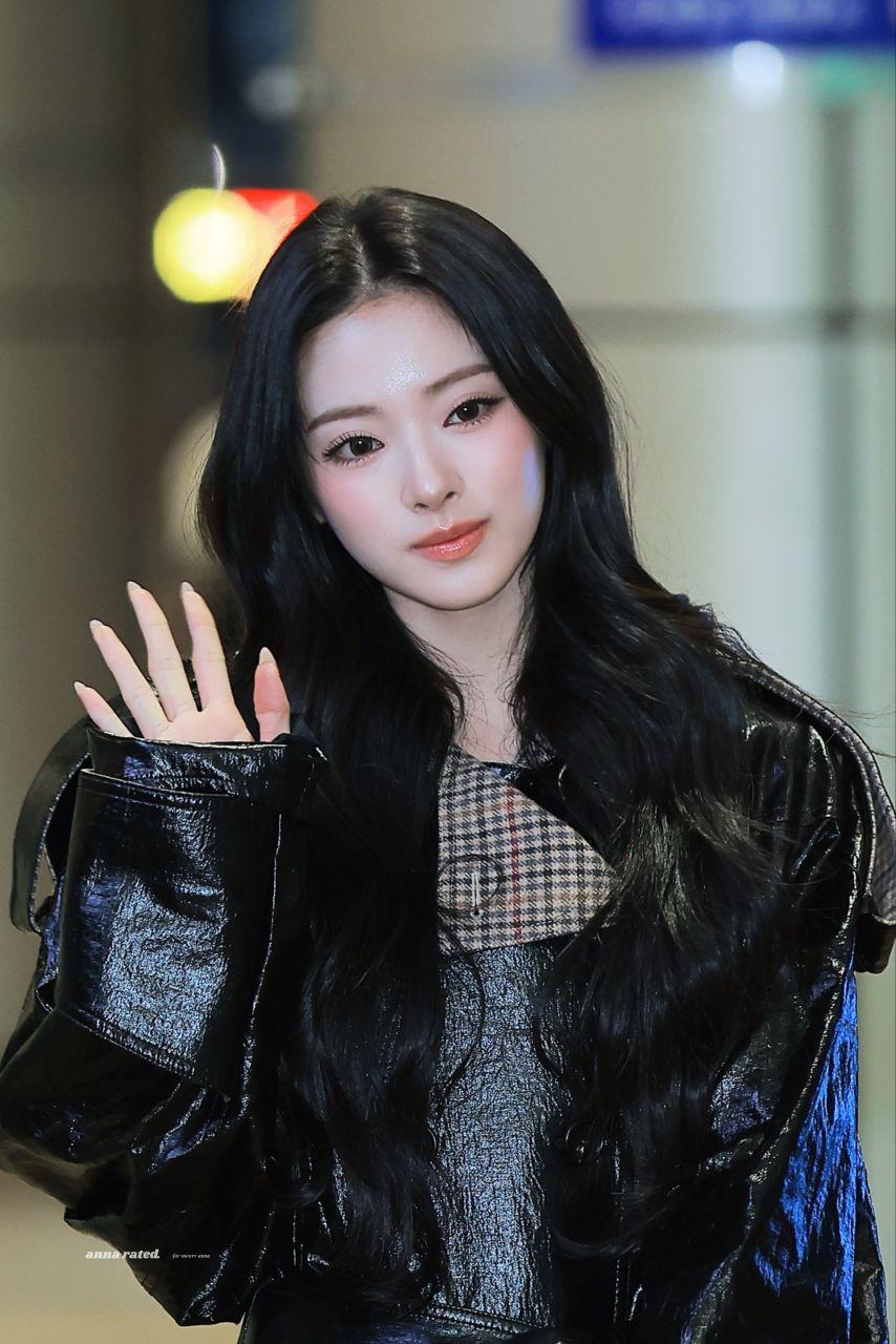출국하는 안나 (미야오)9