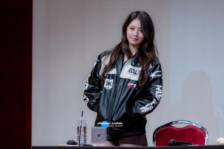 베이비몬스터 로라4