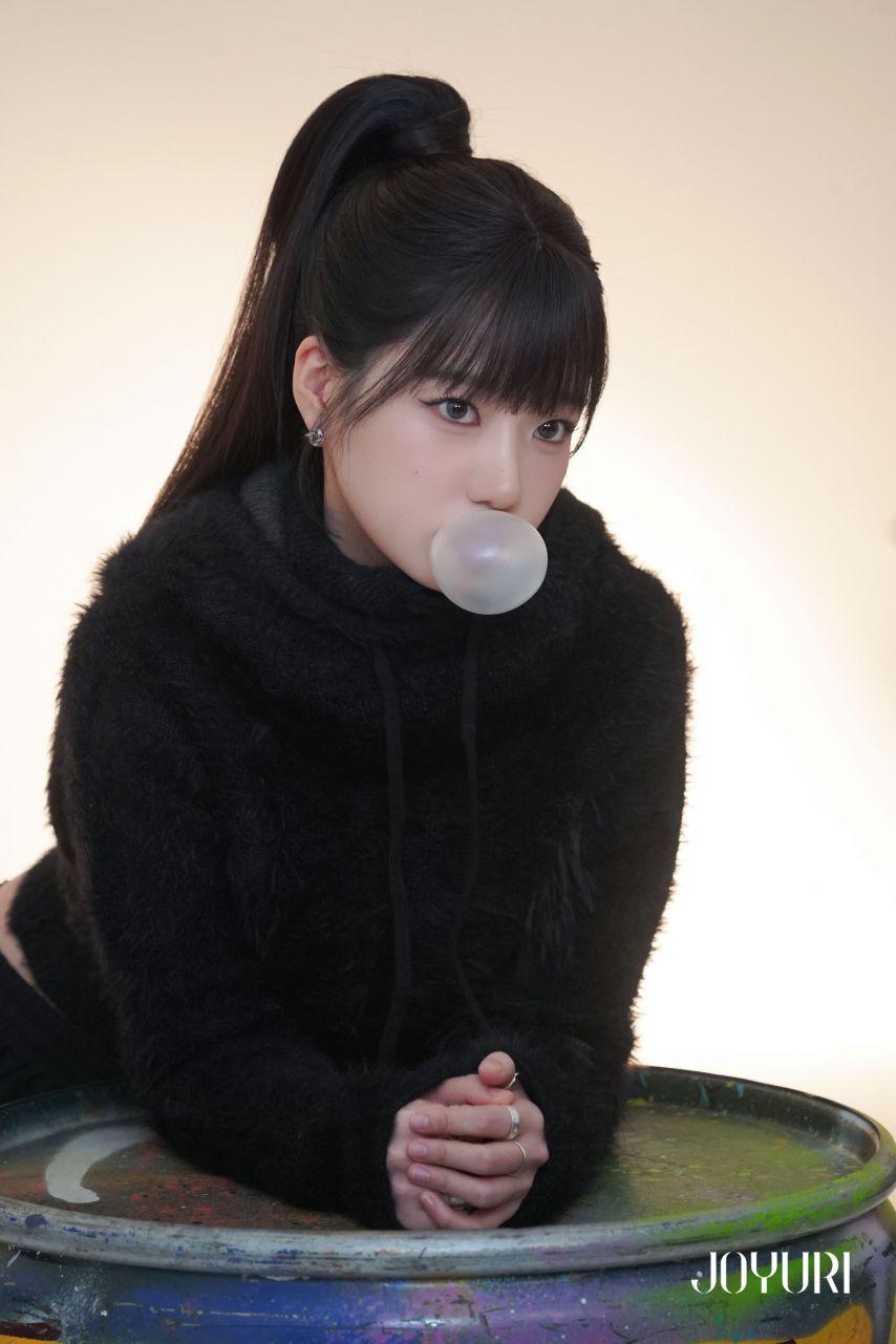 조유리 (JO YURI) | 'HAPPY YURI DAY' 기념 Behind Photo2