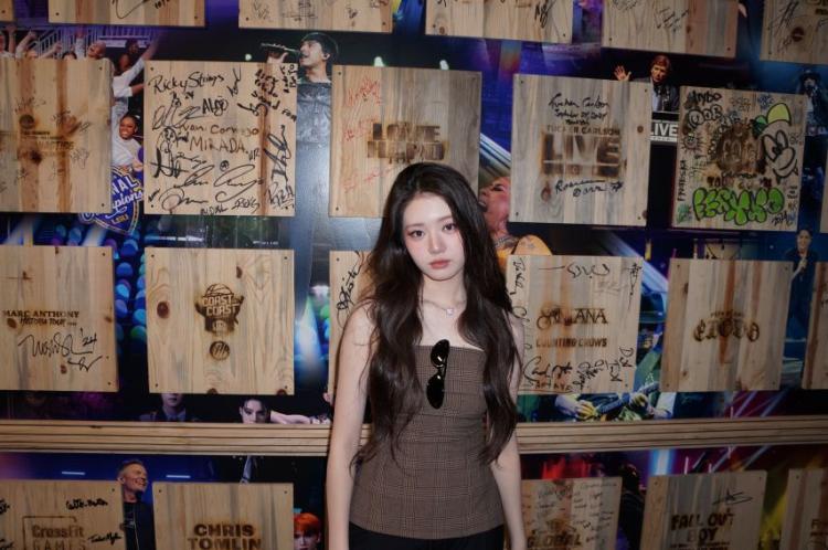 베이비몬스터 로라2