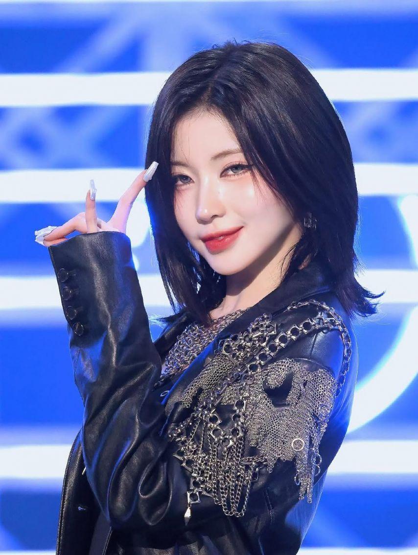 BABYMONSTER (베이비몬스터) 아사2