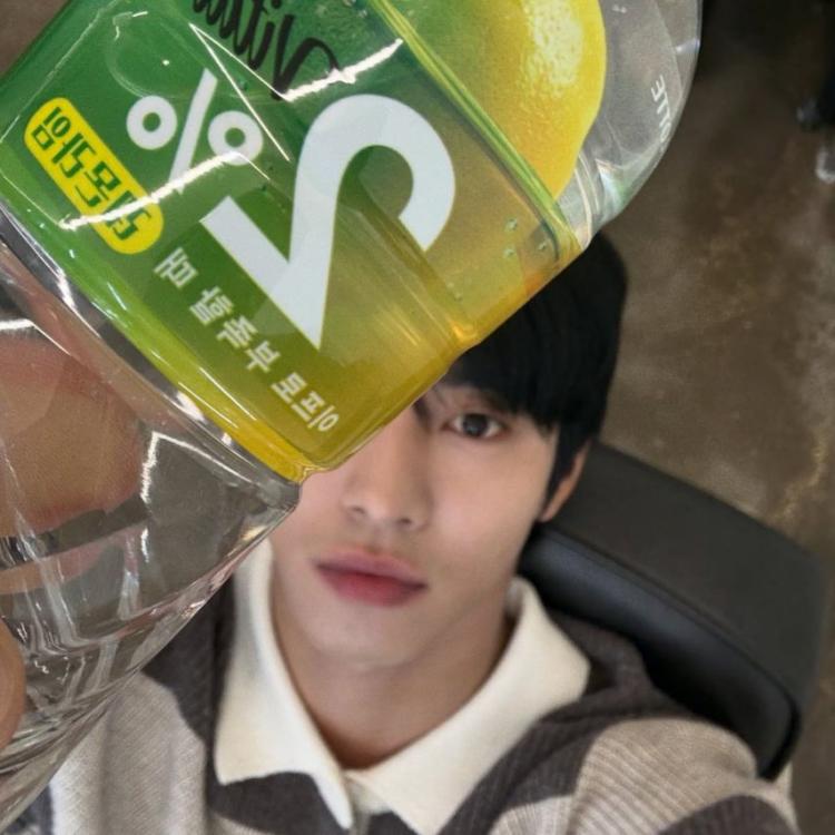 배우 안효섭 인스타그램 업데이트.JPG2