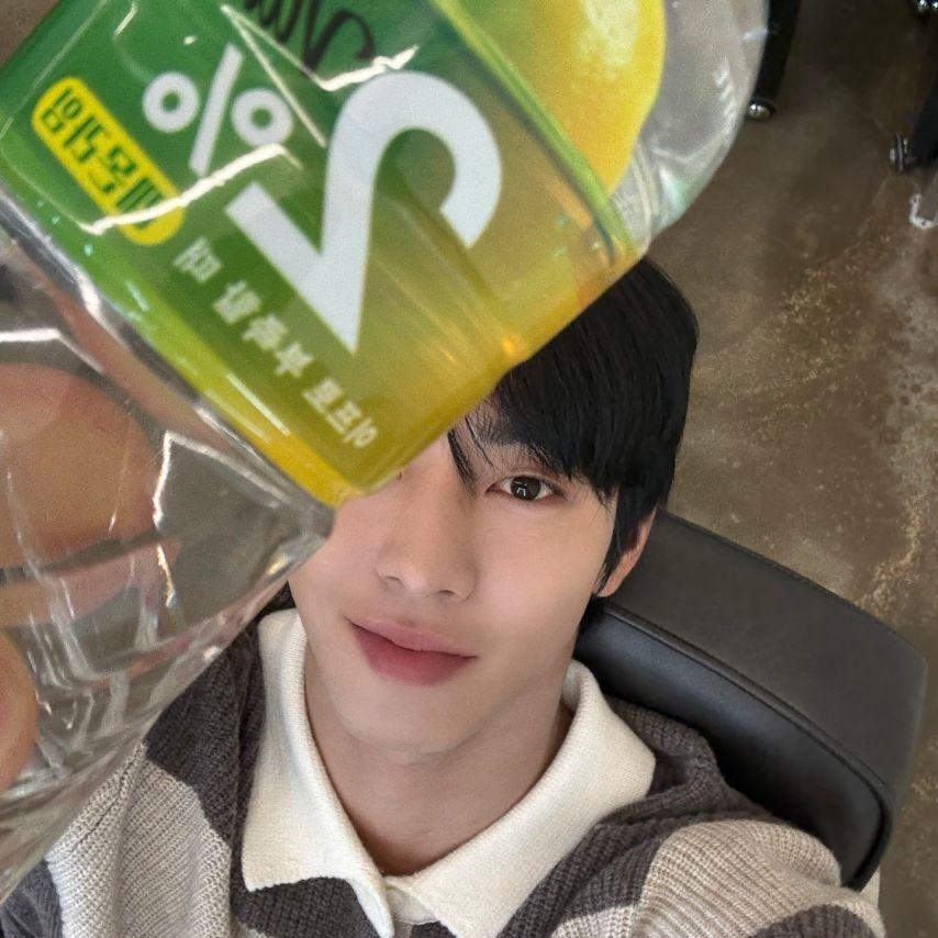 배우 안효섭 인스타그램 업데이트.JPG4
