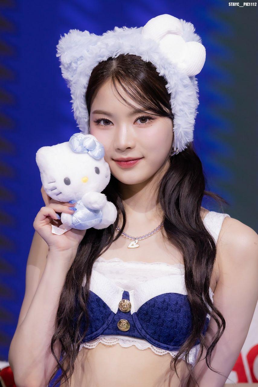 스테이씨 아이사1