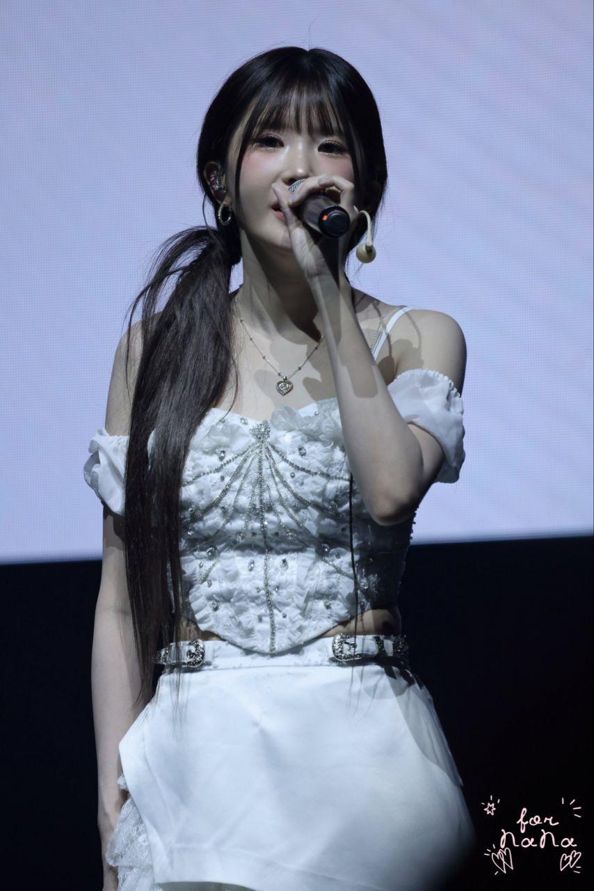 프로미스나인 송하영10