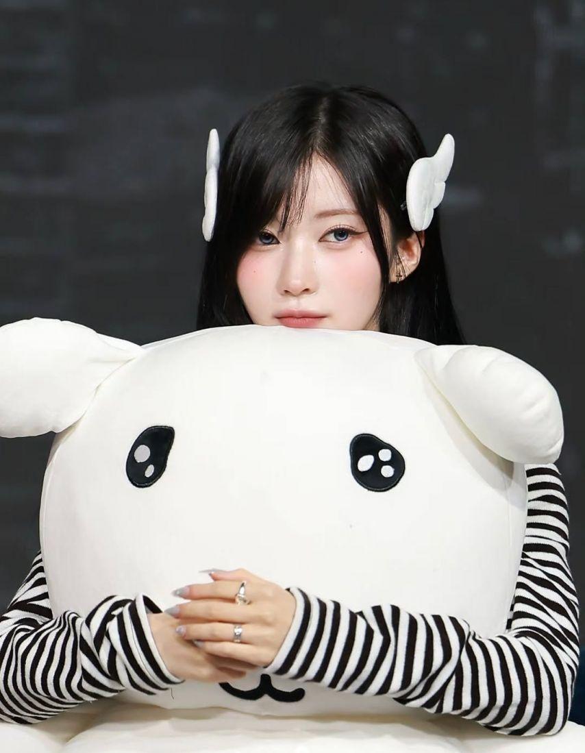 BABYMONSTER (베이비몬스터) 아사18