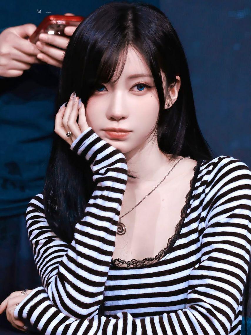 BABYMONSTER (베이비몬스터) 아사1