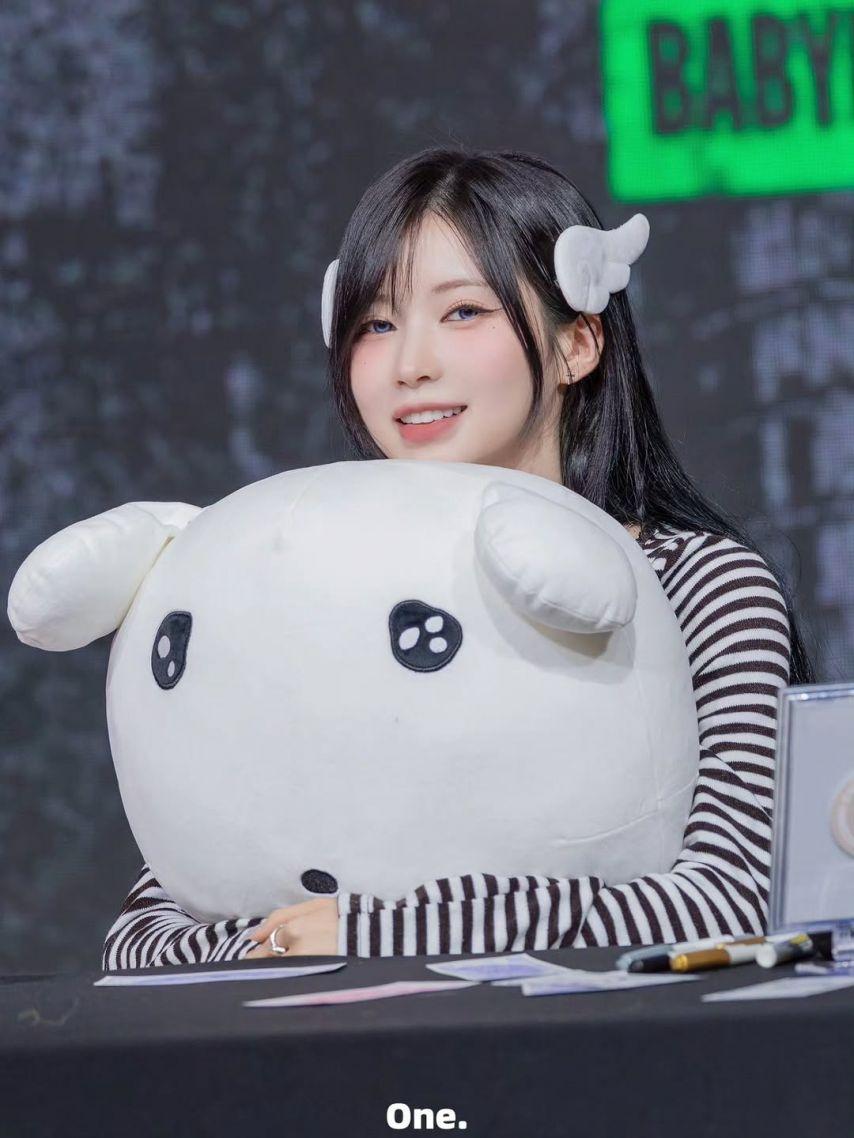 BABYMONSTER (베이비몬스터) 아사20