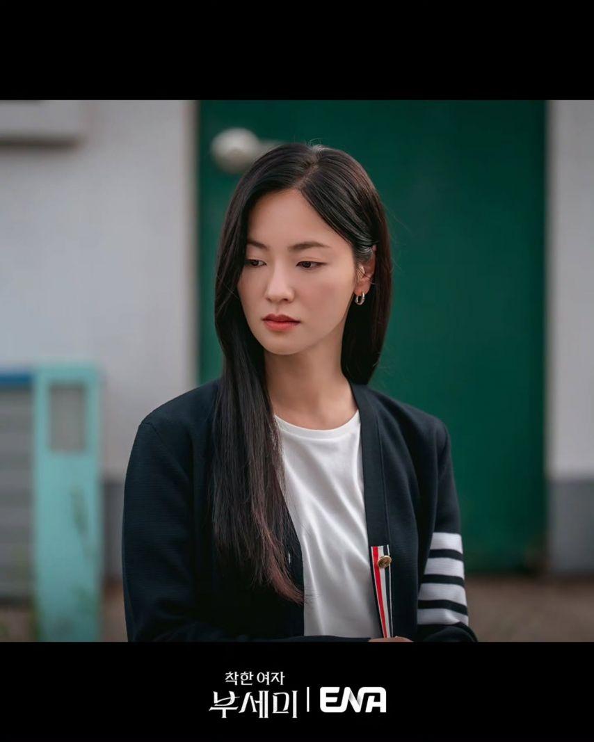 전여빈 주현영 착한여자부세미2