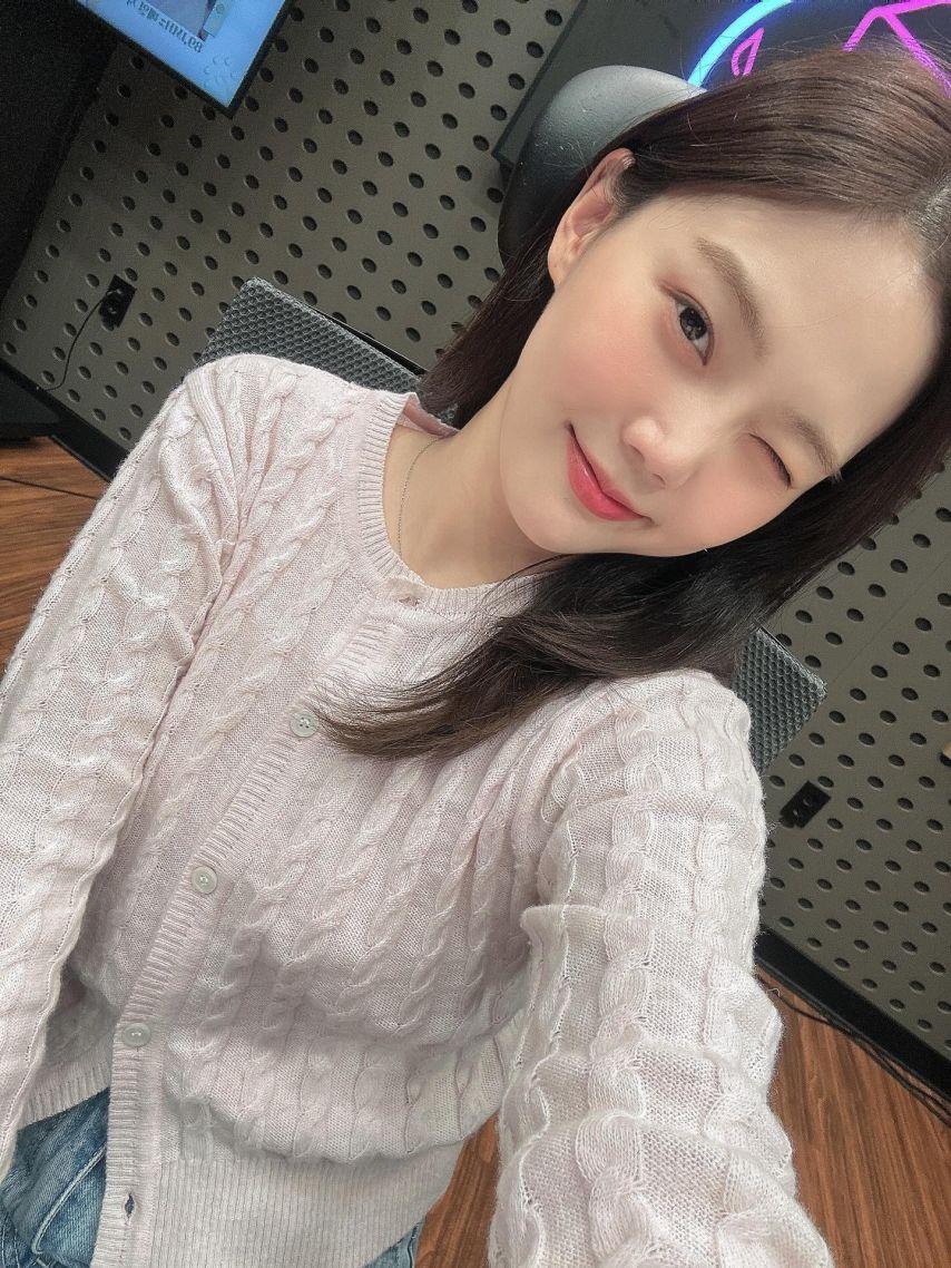 유빈/ 미미/ 효정 오마이걸4