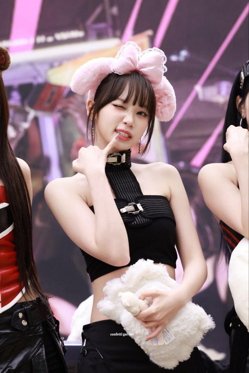 르세라핌 김채원4