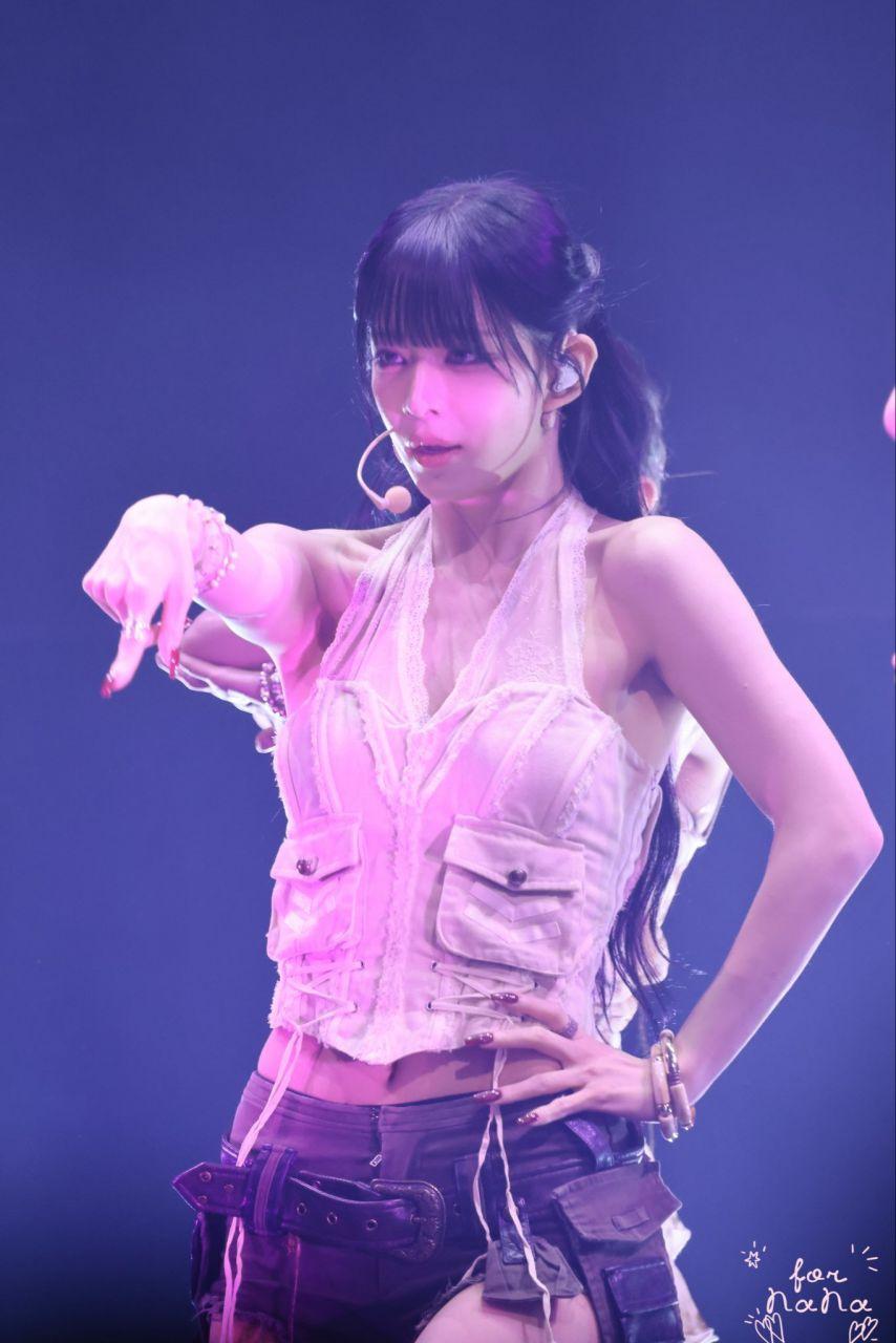 프로미스나인 이채영3