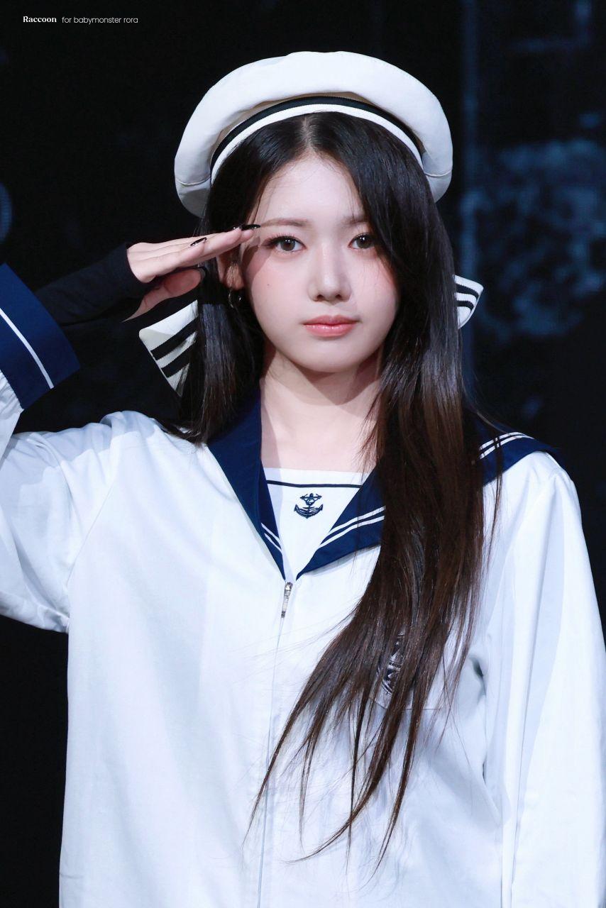 베이비몬스터 로라2