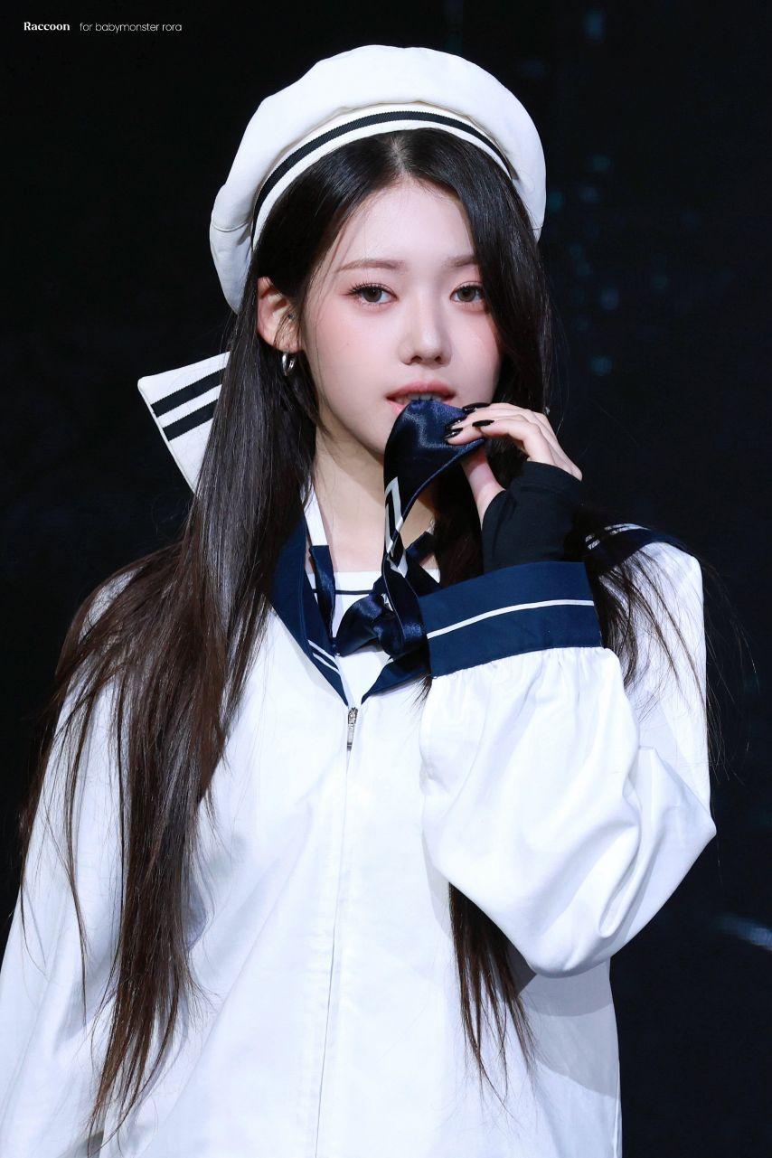 베이비몬스터 로라3